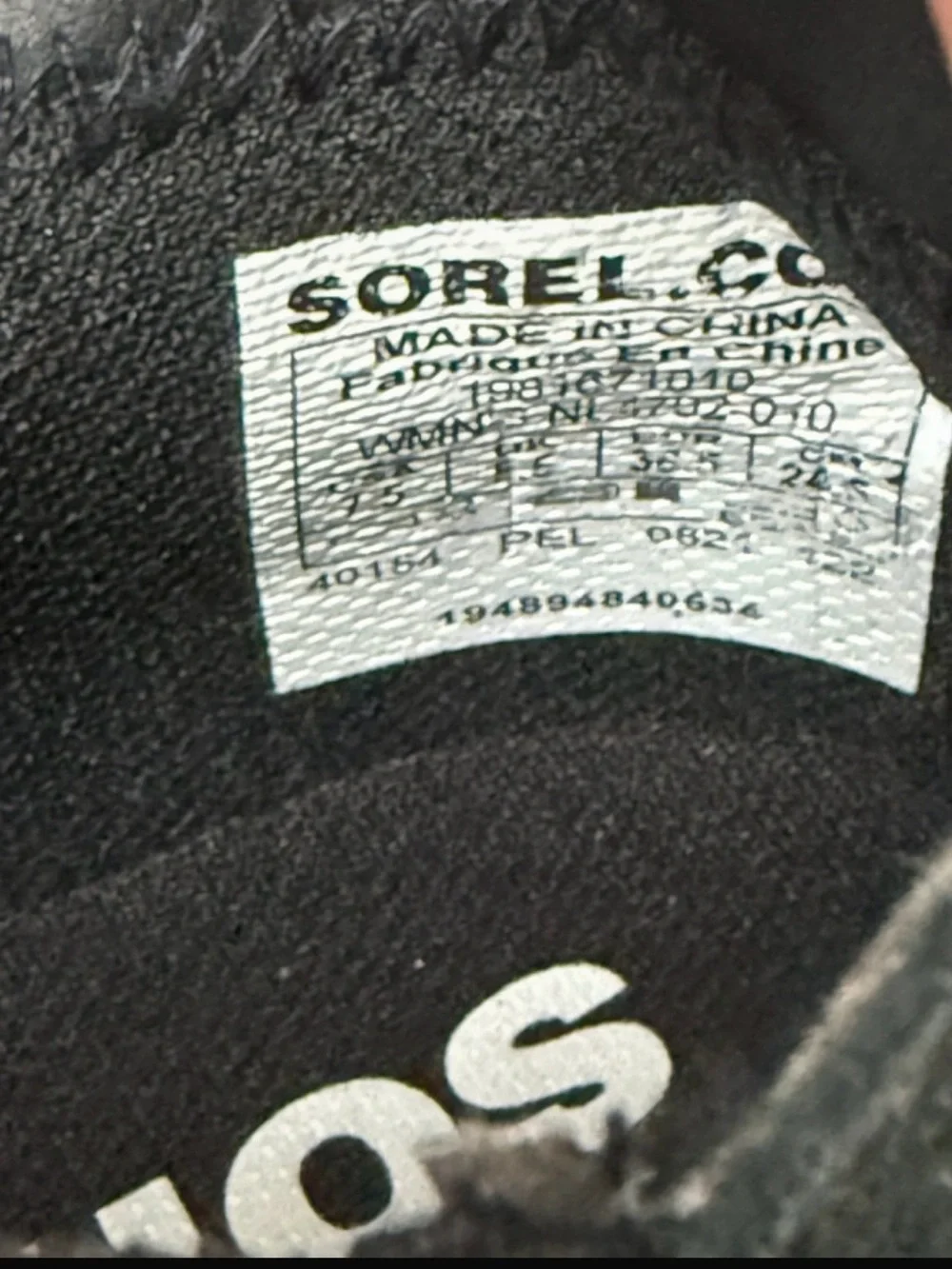Sorel Black Suede out N about  Booties with White Sole
